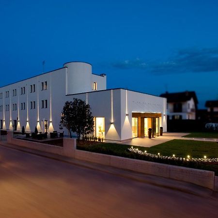 Hotel Napoleon Cherasco Eksteriør billede