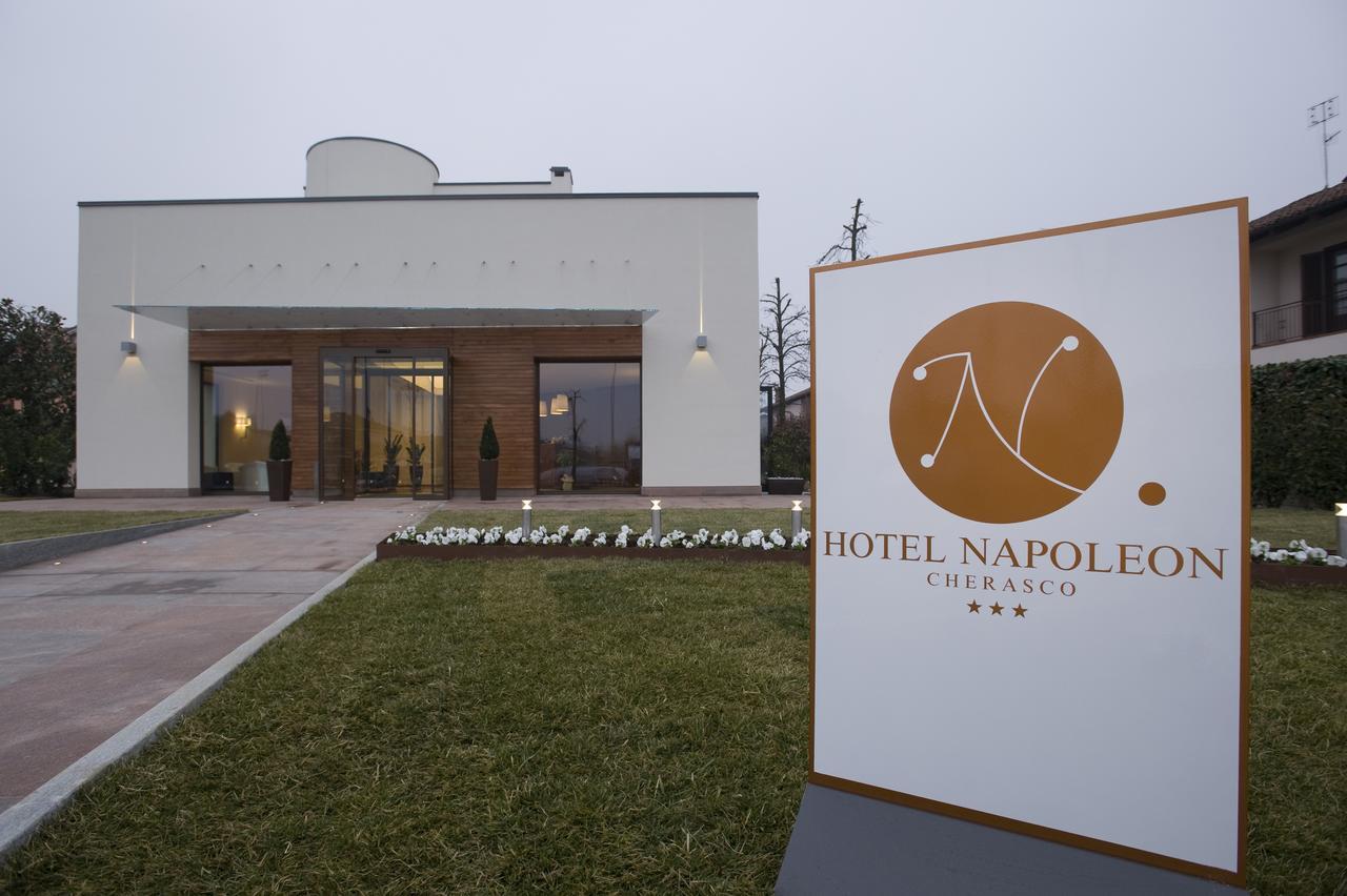 Hotel Napoleon Cherasco Eksteriør billede