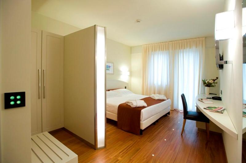 Hotel Napoleon Cherasco Eksteriør billede